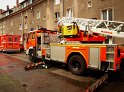 Feuerwehrmann verunglueckt Köln Kalk P04